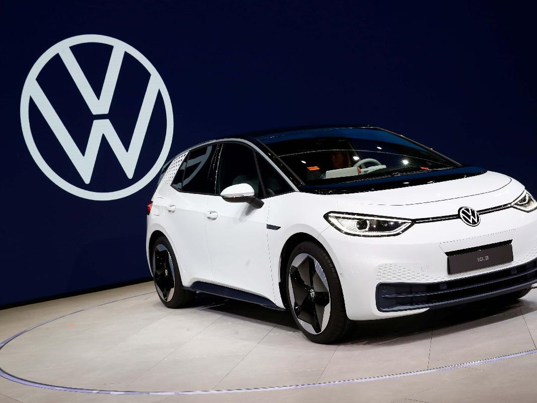 VW kompakt sınıftaki elektrikli otomobilini tanıttı!