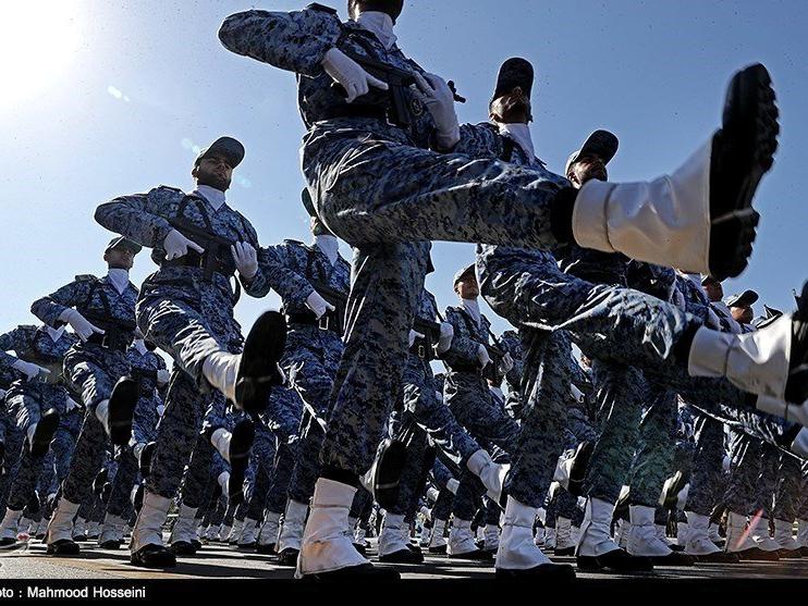İran'dan ABD'nin asker gönderme kararına rest: Eğer savaş isteyen varsa...