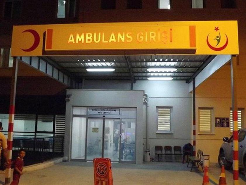 İzmir'de zehirlenme şüphesi: 50 kişi hastaneye başvurdu