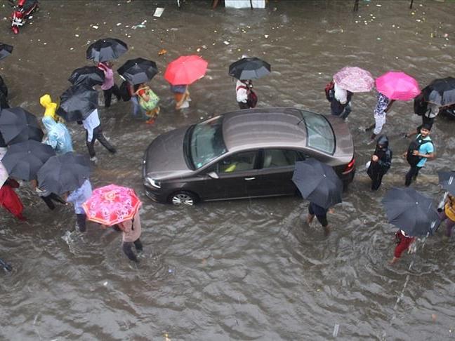 Hindistan'da aşırı yağışlar can alıyor: 12 ölü