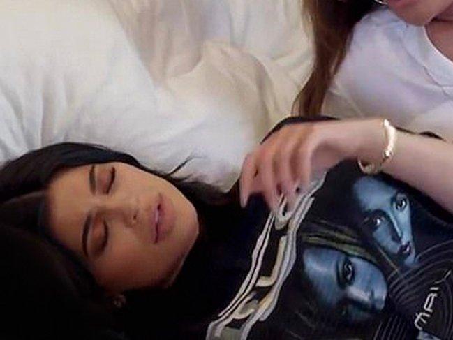 Kylie Jenner hastaneye kaldırıldı
