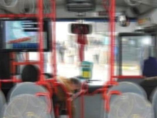 Otobüste 'cinsel istismar' iddiasına tutuklama
