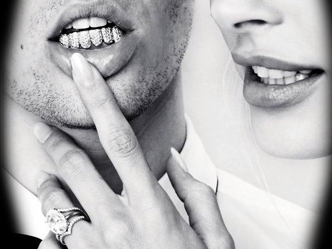 Justin Bieber ve Hailey Baldwin'in düğününde elmas diş detayı