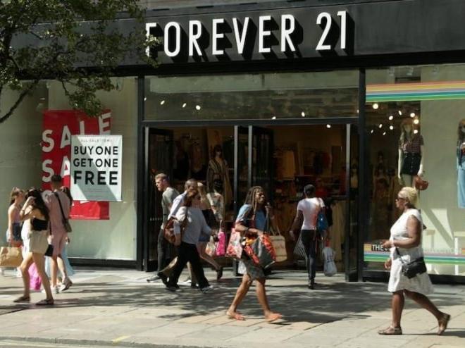 Türk iş insanı "Forever 21"in Avrupa mağazalarına talip