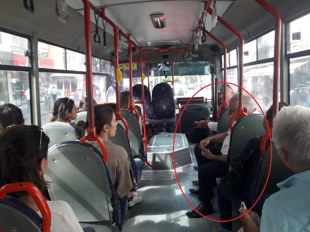 CHP'li Başkan sözünü tuttu, makamına halk otobüsüyle gitti