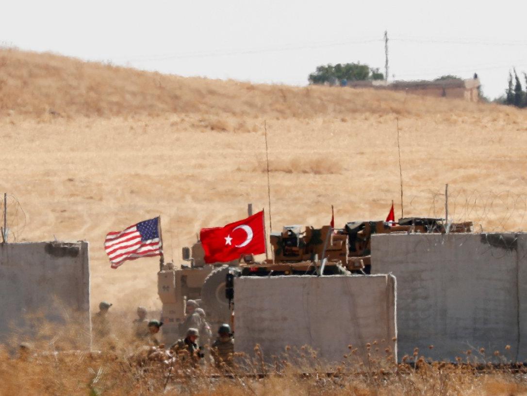 İngiliz basınının gündemi Türkiye-Suriye sınırındaki hareketlilik