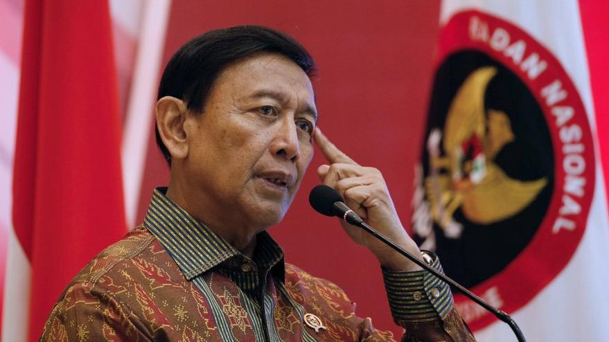 Endonezya Güvenlik Bakanı saldırıya uğradı