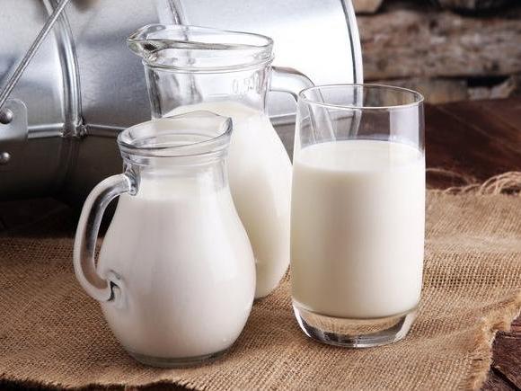 Süt pahalanırken üretim düşüyor