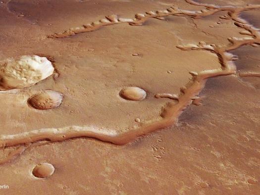 Mars'ta su olduğunu kanıtlayan yeni görüntüler paylaşıldı!