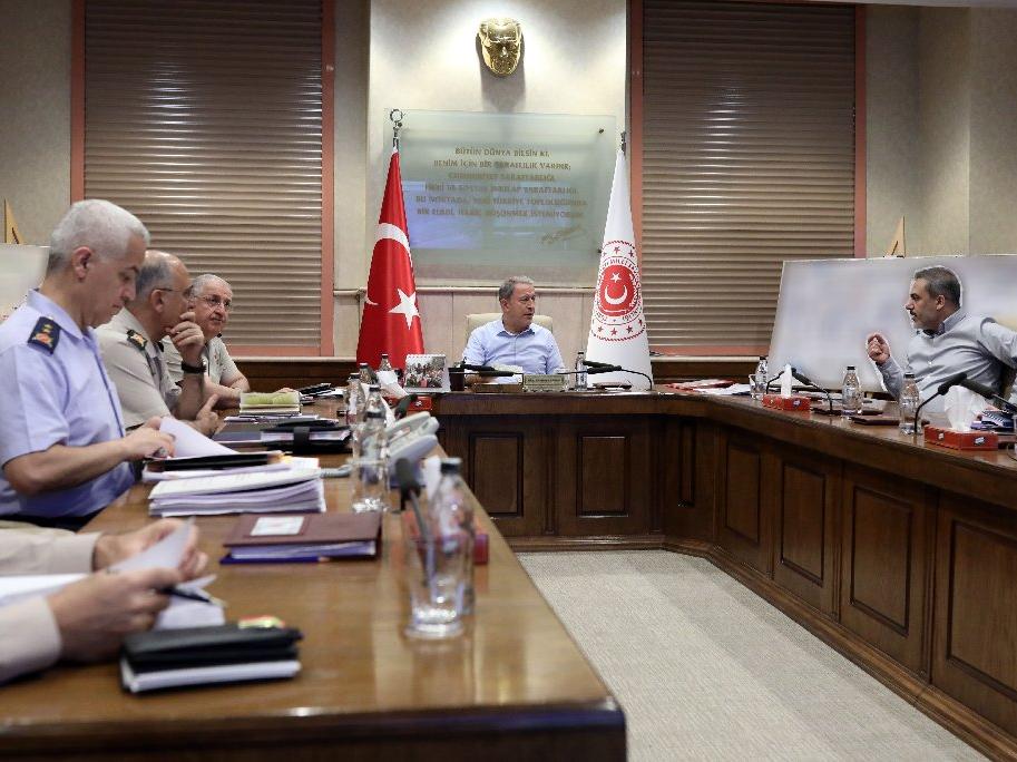 Milli Savunma Bakanlığı'nda kritik toplantı