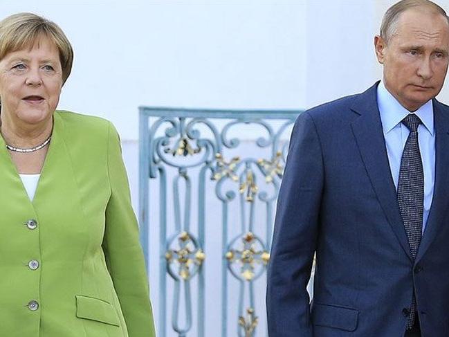 Putin ve Merkel'den Suriye görüşmesi!