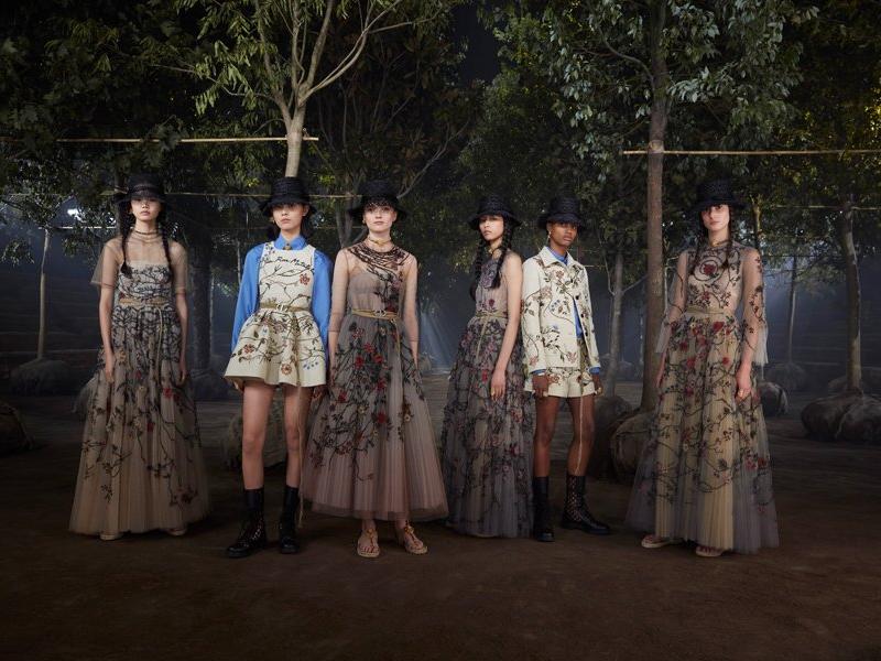 Dior 2020 İlkbahar Yaz koleksiyonunu tanıttı