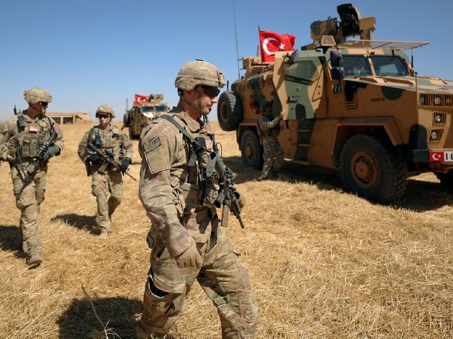 Suriye'den çekilen ABD askerleri için Irak'tan flaş açıklama