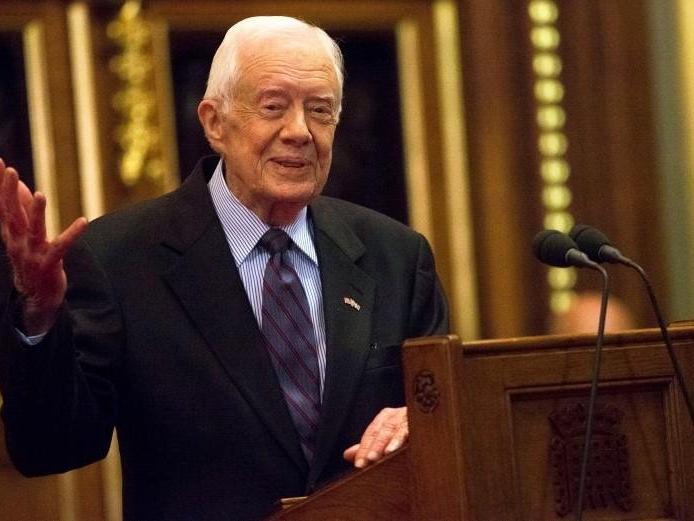ABD eski Başkanı Carter hastaneye kaldırıldı