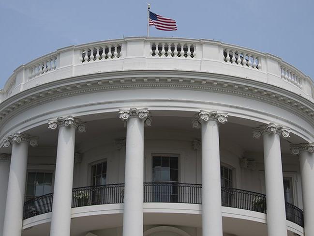 Beyaz Saray iki medya kuruluşunun aboneliklerini sonlandırıyor