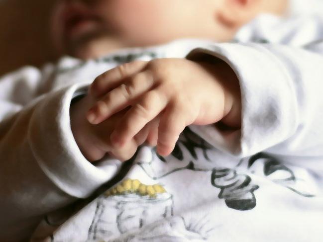 10 aylık bebek uyuşturucudan zehirlendi iddiası! Anne tutuklandı