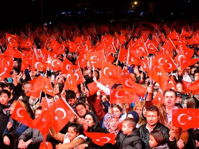 İstanbulluları Cumhuriyet Bayramı coşkusu sardı