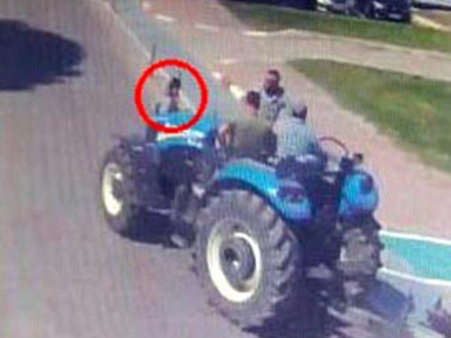 23 yaşındaki Sezen'i ezen traktör şoförü serbest bırakıldı