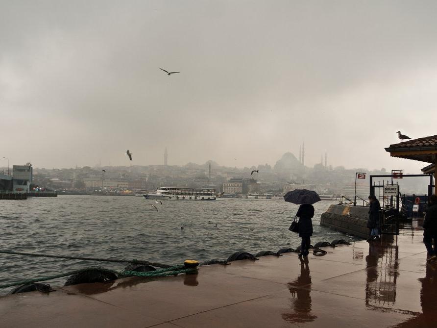 Meteoroloji'den kuvvetli sağanak uyarısı! İstanbul'da yağmur ne zaman bitecek?