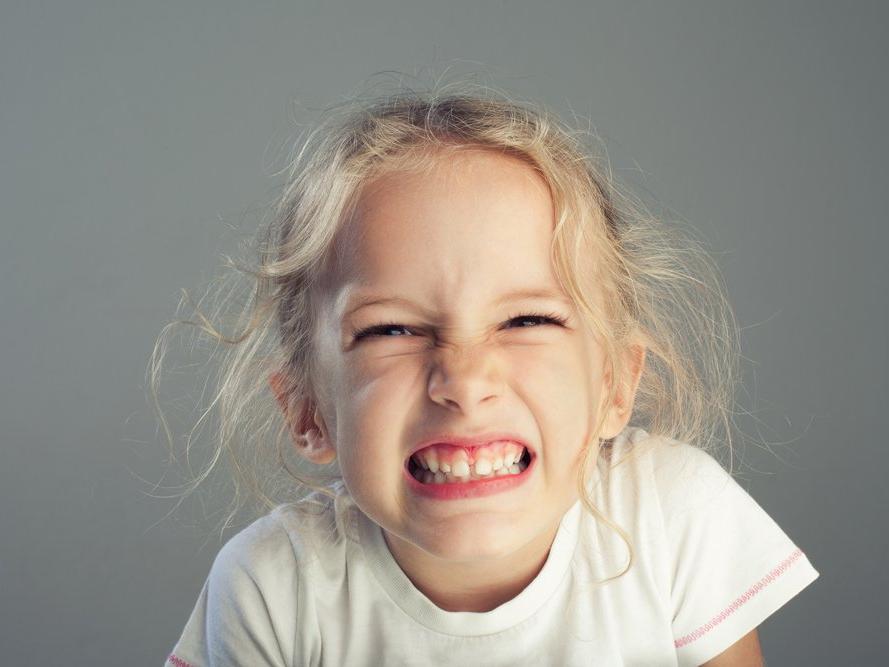 Çocuklarda uykuda diş gıcırdatma nedenleri nelerdir?