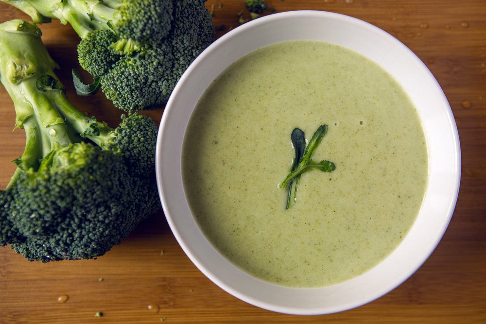 Kremalı brokoli çorbası tarifi… Havuçlu patatesli kremalı brokoli çorbası