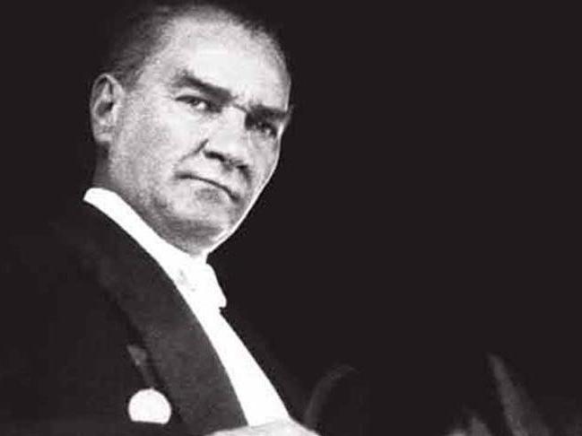 10 Kasım sözleri ve şiirleri... Atatürk'ü kaybedişimizin 81. yılında anıyoruz...