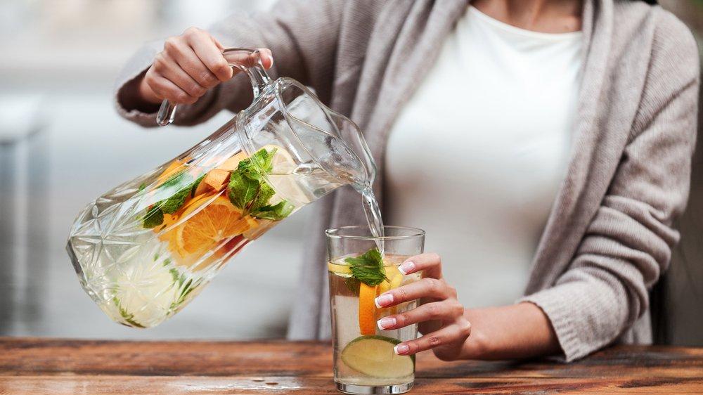 Cildi güzelleştiren detoks içecekleri nelerdir? Cilde faydalı detoks içeceği tarifi...