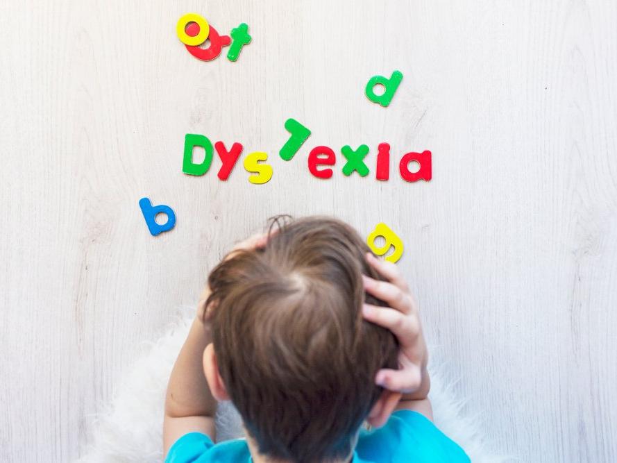 Aileler çok geç fark ediyor! Disleksi belirtileri neler?