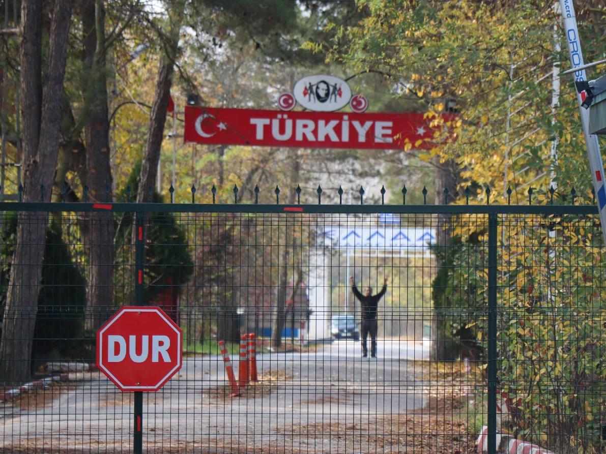 Türkiye'nin sınır dışı ettiği IŞİD'liyi Yunanistan kabul etmedi