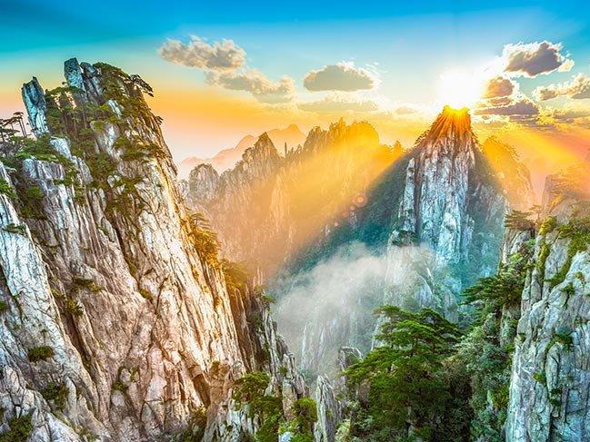Eşsiz güzellikteki Huangshan Dağı