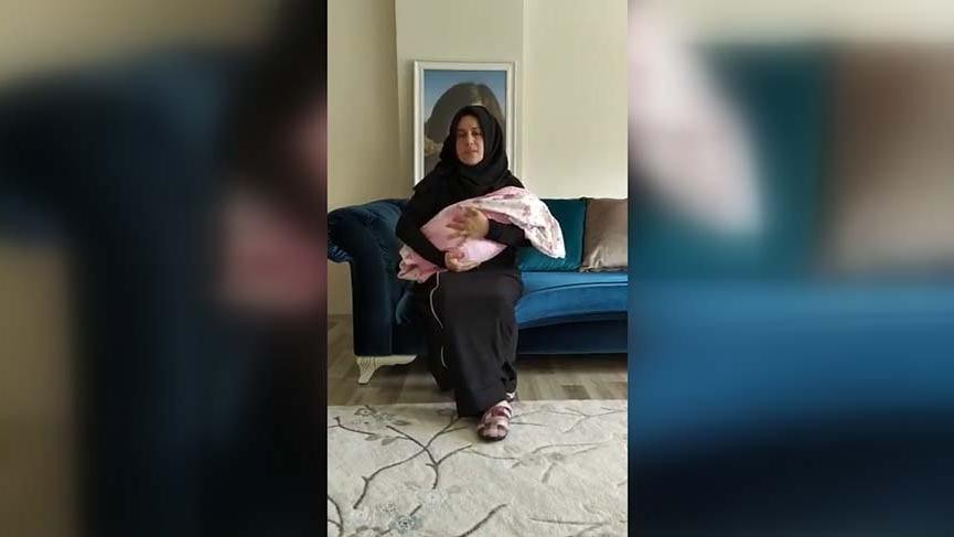 Rabia Naz'ın annesi 40 günlük bebeğiyle tepki gösterdi