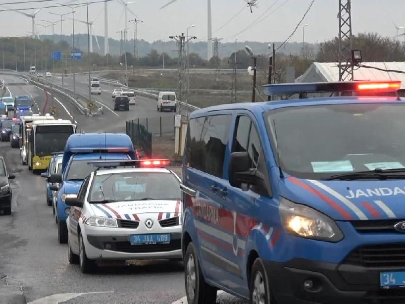 İstanbul'da 'korsan otopark' operasyonu: 450 jandarma katıldı