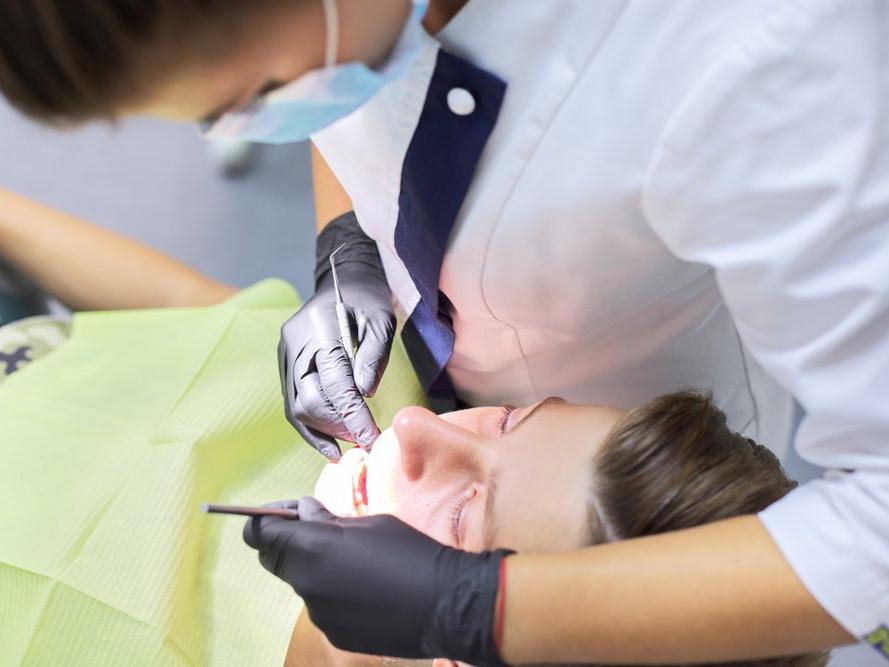 'Antalya diş tedavisinden yılda 500 milyon Euro kazanıyor'