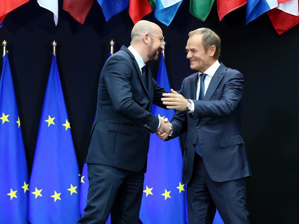 AB'de devir teslim zamanı! Tusk ve Juncker veda etti