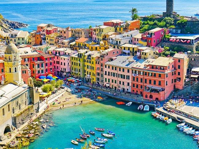 İtalya'nın masalsı bölgesi Cinque Terre