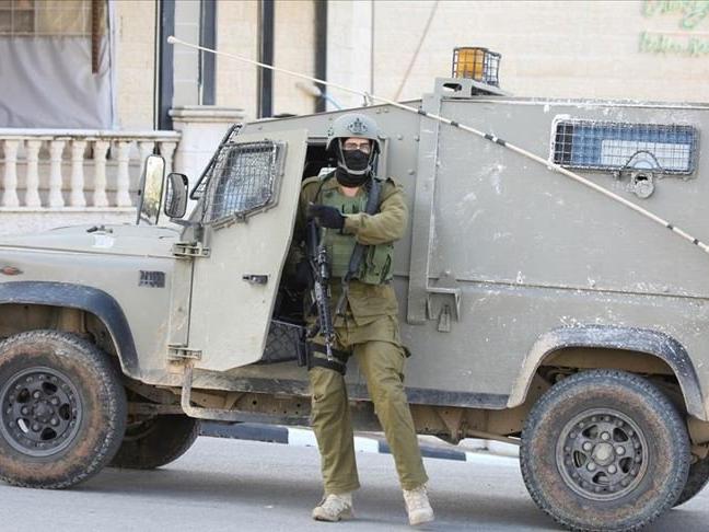 İsrail güçlerinden Filistin Devlet Televizyonu çalışanlarına gözaltı