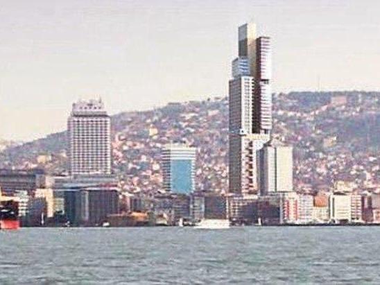 İzmir 250 metrelik gökdeleni tartışıyor