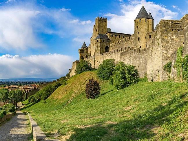 Yılda üç milyon ziyaretçi ağırlayan Ortaçağ kenti Carcassonne