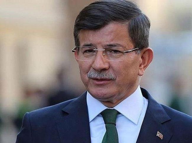 Flaş iddia: Davutoğlu bugün belgeleri teslim ediyor, partinin adı ise...