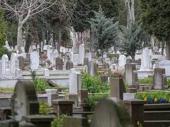 İBB yer olmayan mezarlığa neden zam yaptı?