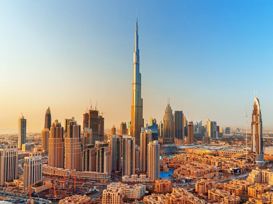 Dünyanın en yüksek binasının en yüksek noktası satılıyor!