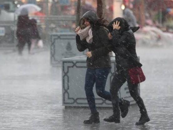 İstanbul'a fırtına uyarısı! Donma riski var...