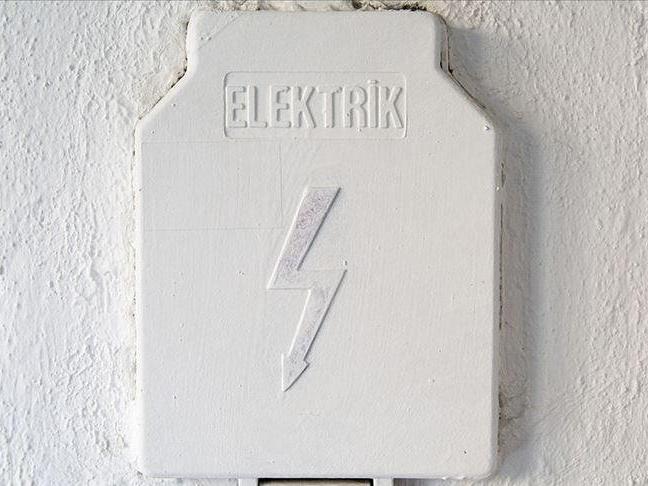 Elektrikte serbest tüketici limiti düşürüldü