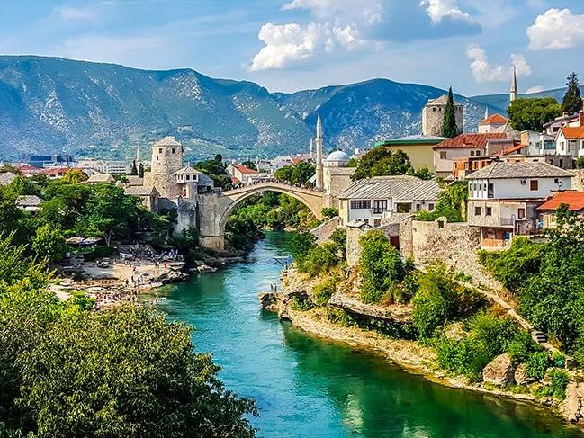 Tarihi ve güzelliğiyle büyüleyen kent Mostar