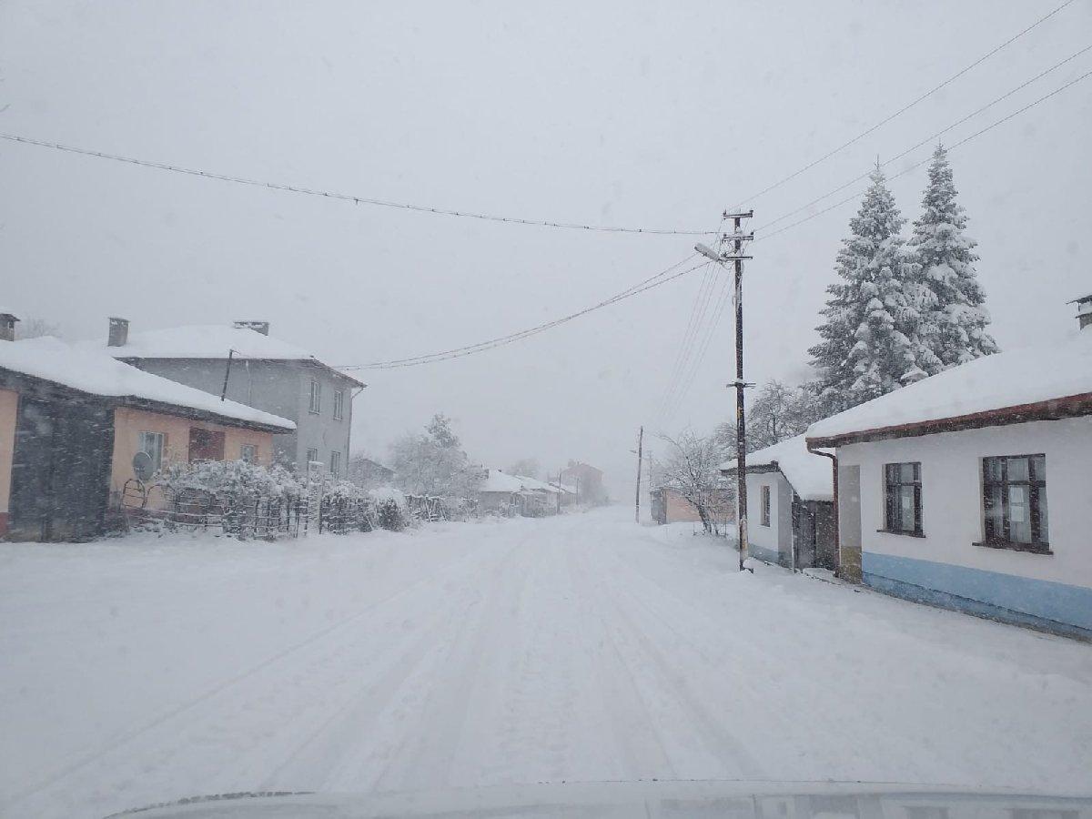 Karabük'ün iki ilçesinde okullar tatil ilan edildi! İşte kar tatili açıklaması...