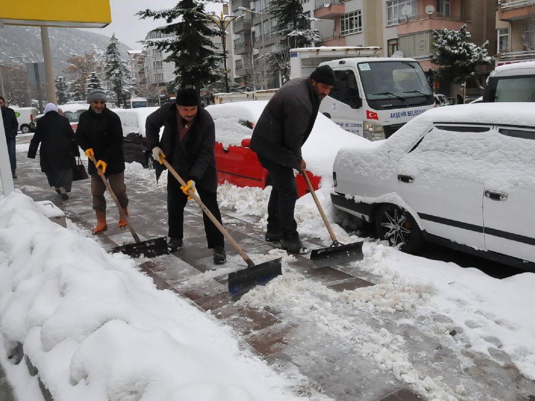 Ankara ve Konya'da okullar tatil mi? İşte valilikten yapılan kar tatili açıklaması...
