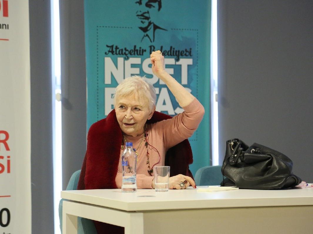 Pınar Kür: 'Edebiyatçı olmamam mümkün değildi'
