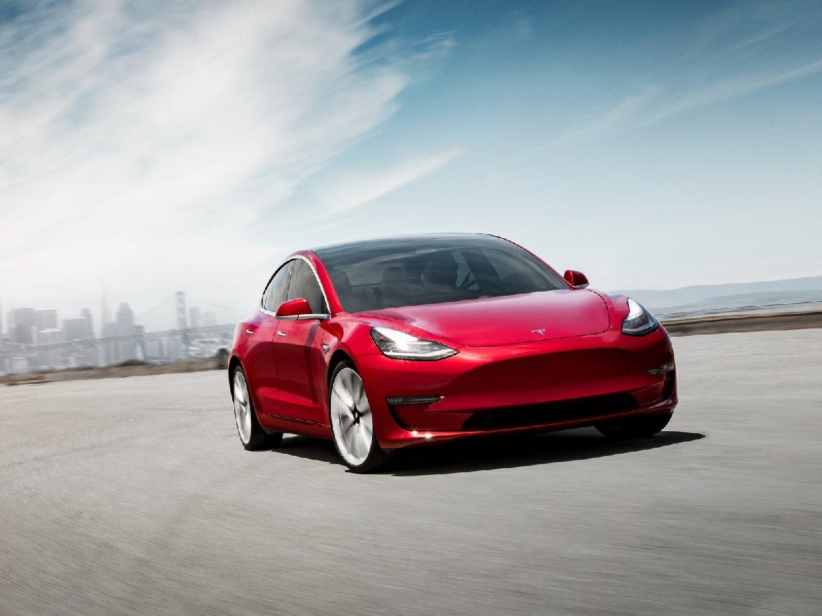 Tesla Almanya'da hangi modellerini üretecek!