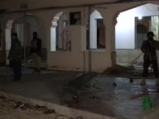 Pakistan'da camiye bombalı saldırı: En az 15 ölü, 20 yaralı!