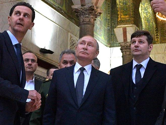 Putin’den Esad’a öneri: Trump’ı Şam’a davet et!
